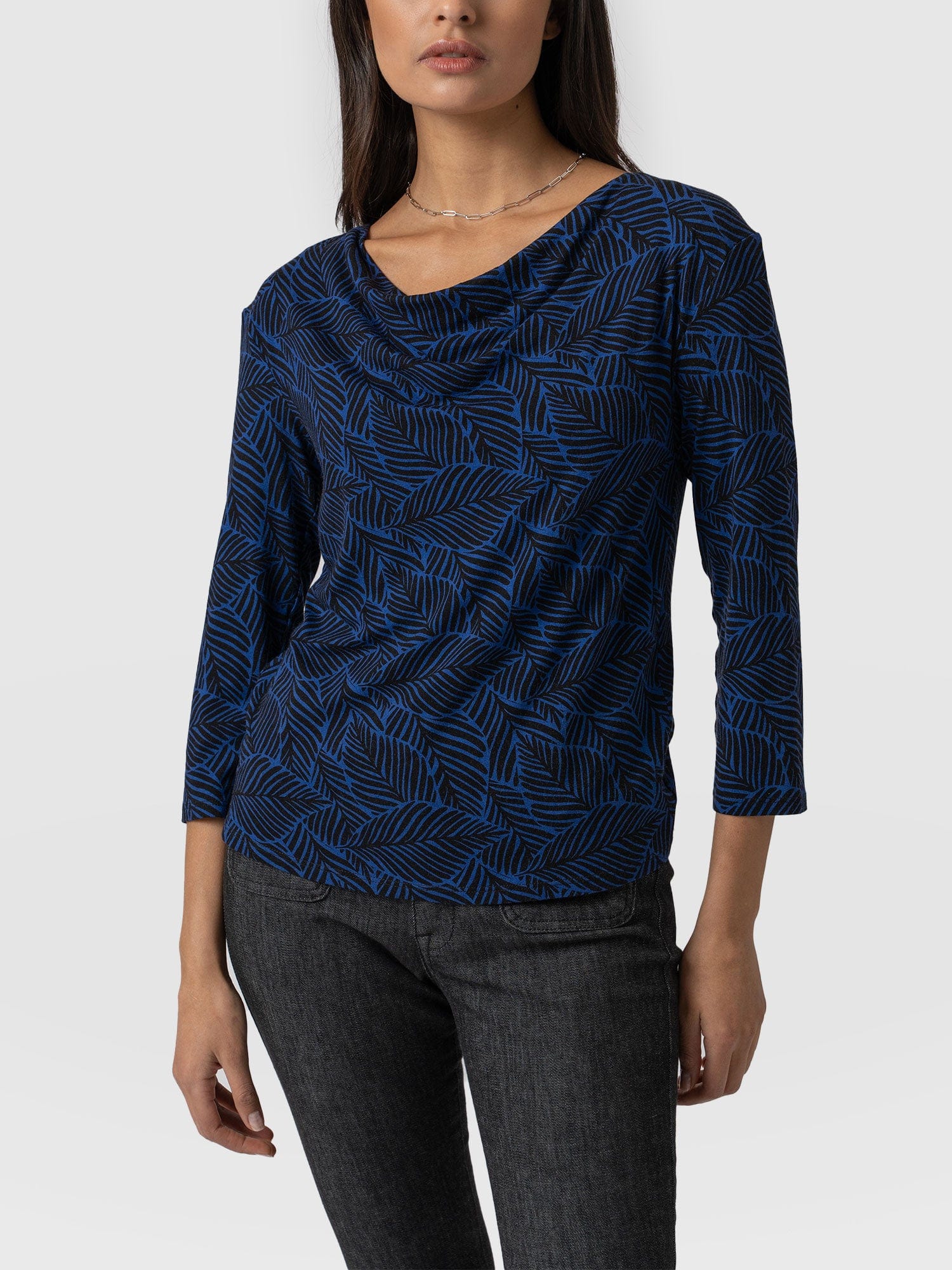 Cowl Neck Tee Long Sleeve Blue Leaf - Women's T-Shirts | Saint + Sofia® EU